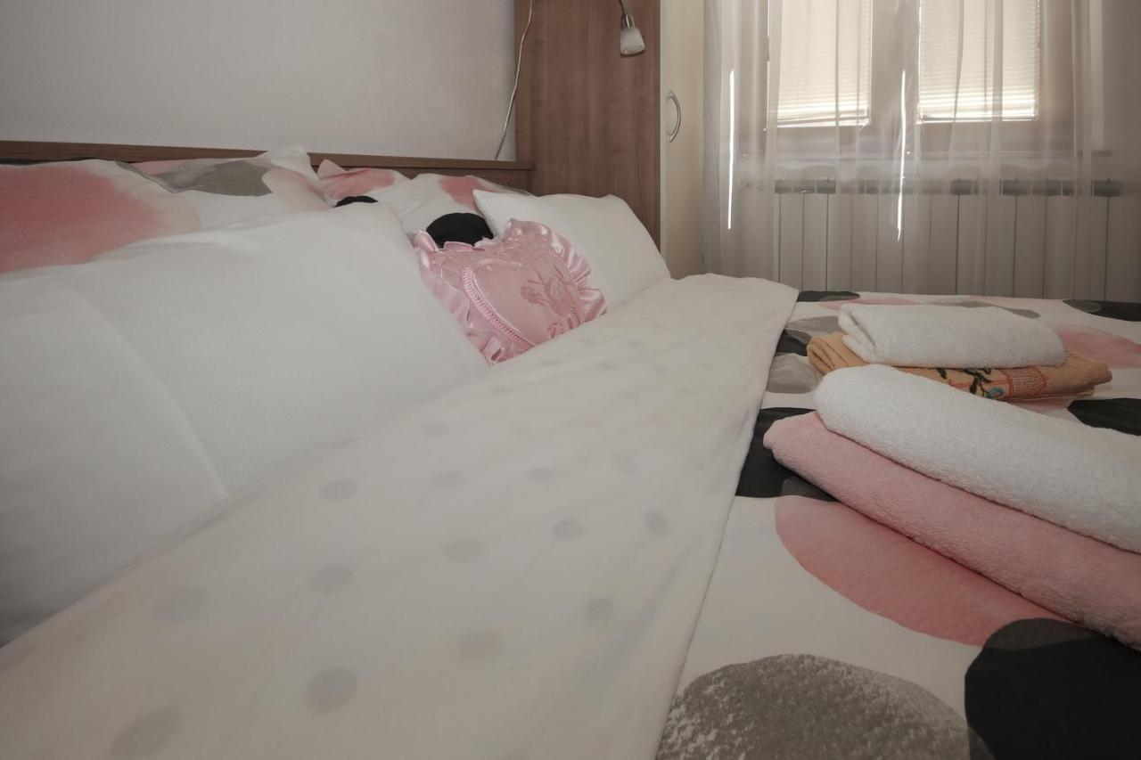 Apartman Lucija & Luka Otočac Zewnętrze zdjęcie
